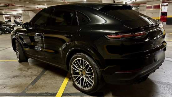 PORSCHE-CAYENNE-2023