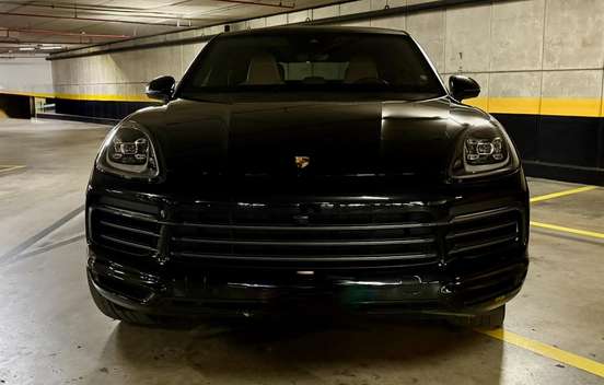 PORSCHE-CAYENNE-2023