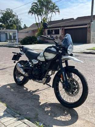 ROYAL ENFIELD-HIMALAYAN 450 KAMET WHITE-2025