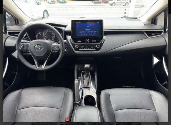 TOYOTA-COROLLA-2022
