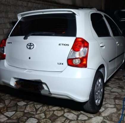 TOYOTA-ETIOS-2017