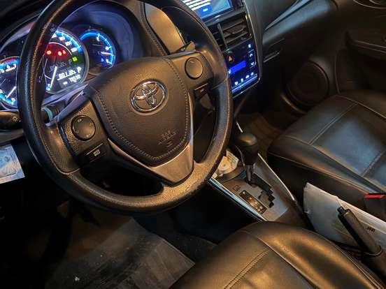 TOYOTA-YARIS-1.5 16V FLEX SEDAN XS CONNECT MULTIDRIVE TOYOTA-YARIS-2022