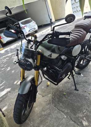 TRIUMPH-SCRAMBLER 400 X-2024