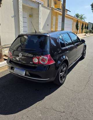 VOLKSWAGEN-GOLF-2007