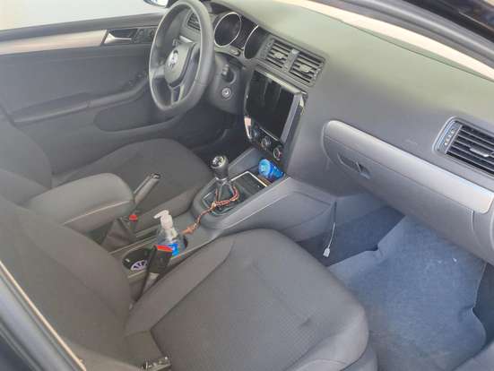 VOLKSWAGEN-JETTA-2016