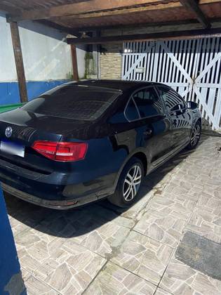 VOLKSWAGEN JETTA 2.0 COMFORTLINE FLEX 4P TIPTRONIC