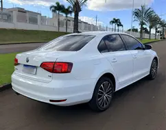 VOLKSWAGEN JETTA 2.0 TSI HIGHLINE 211CV GASOLINA 4P TIPTRONIC VOLKSWAGEN JETTA 2.0 TSI HIGHLINE 211CV GASOLINA 4P TIPTRONIC