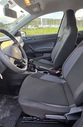 VOLKSWAGEN-POLO-2025