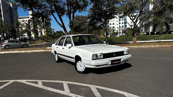 VOLKSWAGEN-SANTANA-1.8 CL 8V ÁLCOOL 4P MANUAL VOLKSWAGEN-SANTANA-1988