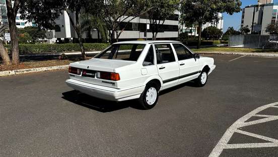VOLKSWAGEN-SANTANA-1.8 CL 8V ÁLCOOL 4P MANUAL VOLKSWAGEN-SANTANA-1988