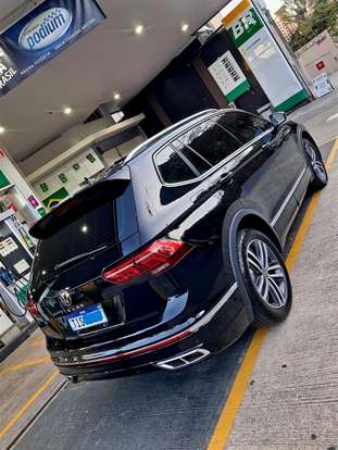 VOLKSWAGEN-TIGUAN-2.0 300 TSI GASOLINA ALLSPACE R-LINE AUTOMÁTICO VOLKSWAGEN-TIGUAN-2024
