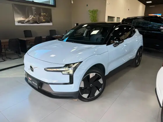 VOLVO EX30 69 KW ELÉTRICO PLUS