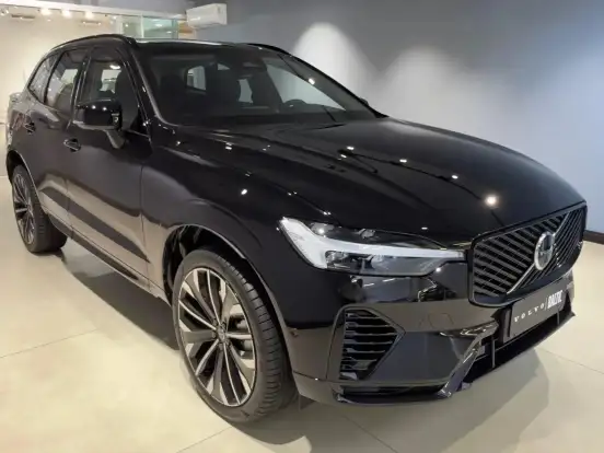 VOLVO-XC60-2026