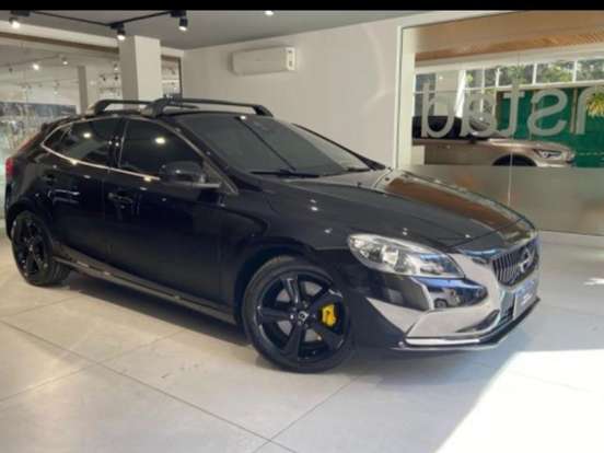 VOLVO-V40-2.0 T4 KINETIC GASOLINA 4P AUTOMÁTICO VOLVO-V40-2018