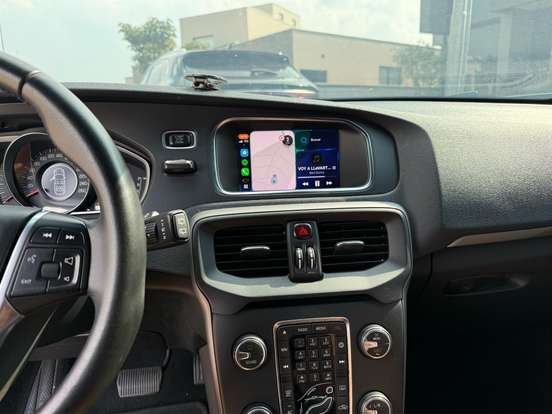 VOLVO-V40-2.0 T4 KINETIC GASOLINA 4P AUTOMÁTICO VOLVO-V40-2018