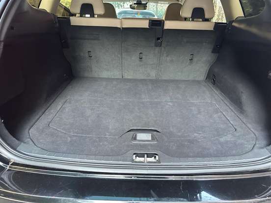 VOLVO-XC60-2016