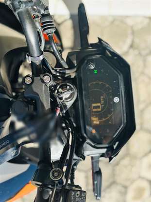 YAMAHA-FZ25 FAZER CONNECTED ABS YAMAHA-FZ25 FAZER CONNECTED ABS-2025