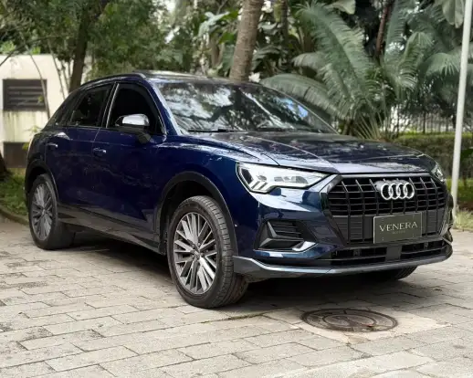AUDI-Q3-2020