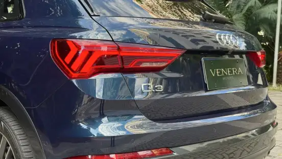AUDI-Q3-2020