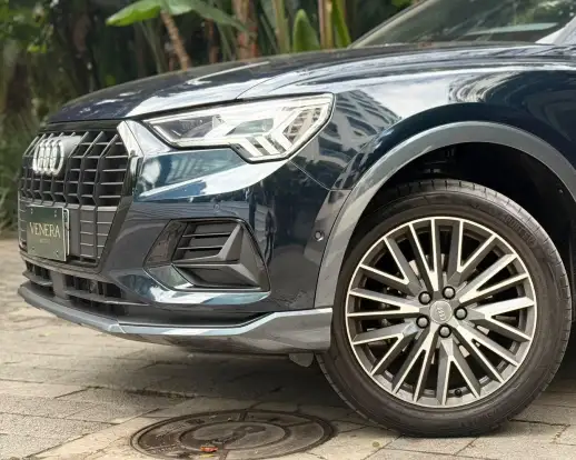 AUDI-Q3-2020