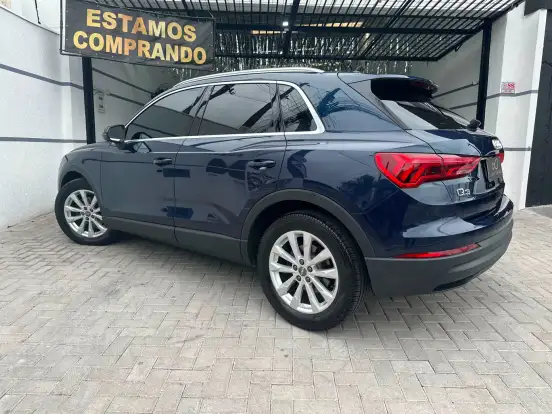 AUDI-Q3-2019