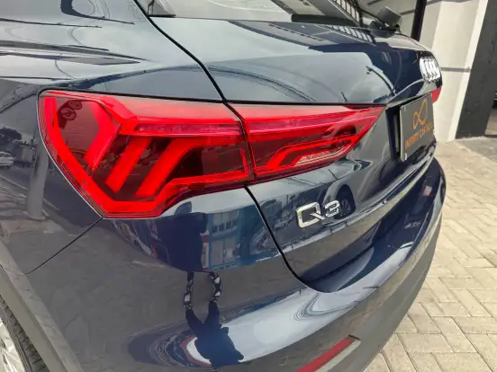 AUDI-Q3-1.4 35 TFSI GASOLINA PRESTIGE PLUS S TRONIC AUDI-Q3-2019