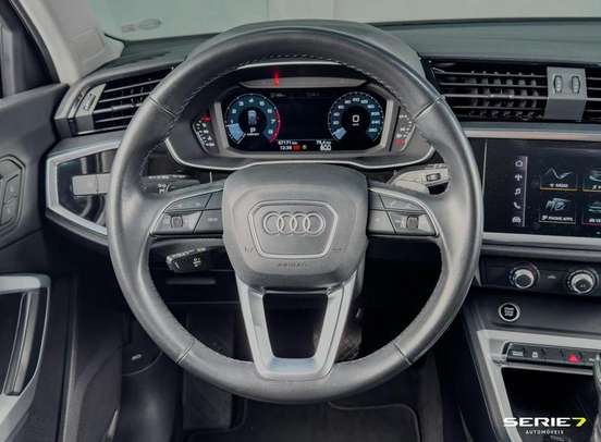 AUDI-Q3-2021