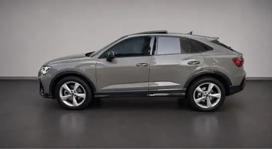 AUDI-Q3-2022