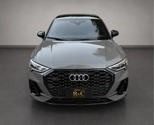 AUDI-Q3-2022
