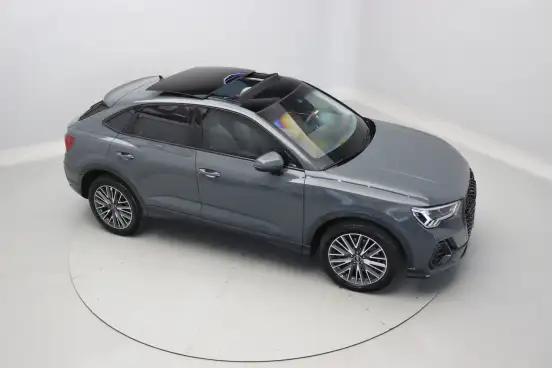 AUDI-Q3-2023