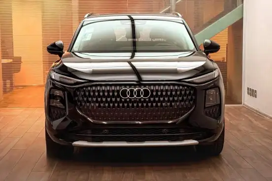 AUDI-Q3-2026