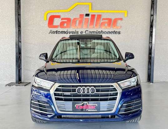 AUDI-Q5-2019