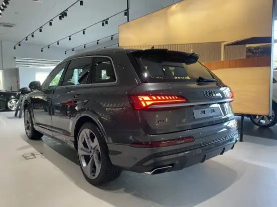 AUDI-Q7-3.0 55 TFSI MHEV S-LINE QUATTRO TIPTRONIC AUDI-Q7-2026
