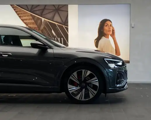 AUDI-Q8 E-TRON-2023