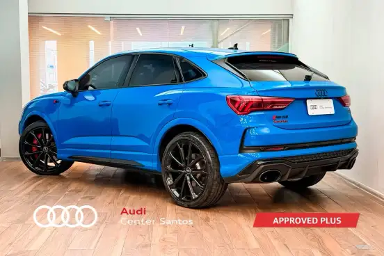 AUDI-RS Q3-2021