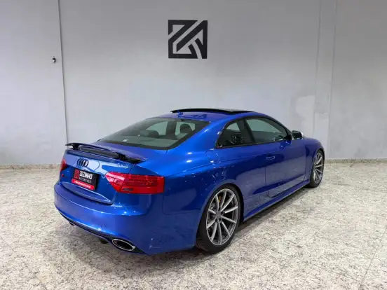 AUDI-RS5-2013