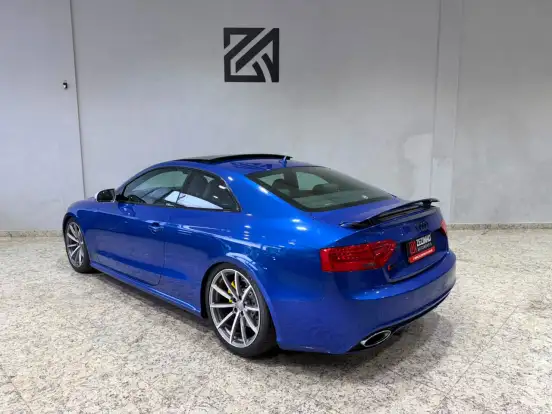 AUDI-RS5-2013