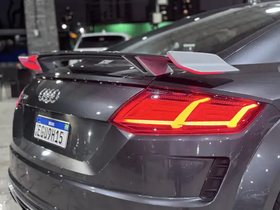 AUDI-TT RS-2.5 TFSI QUATTRO COUPÉ GASOLINA 2P S-TRONIC AUDI-TT RS-2020