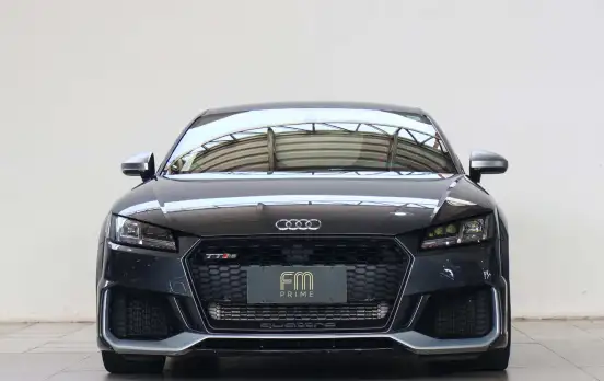 AUDI-TT RS-2020