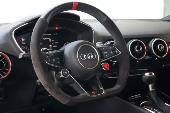 AUDI-TT RS-2020