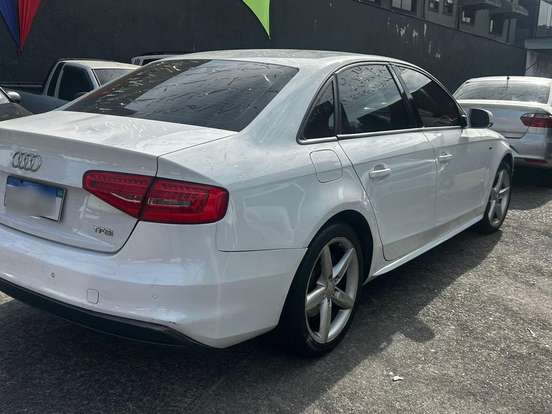AUDI-A4-1.8 TFSI AMBIENTE GASOLINA 4P MULTITRONIC AUDI-A4-2015