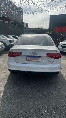 AUDI-A4-2015