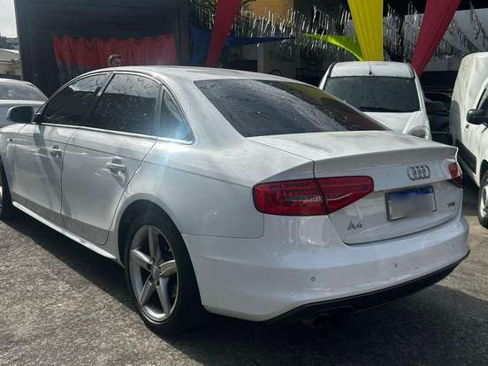 AUDI-A4-1.8 TFSI AMBIENTE GASOLINA 4P MULTITRONIC AUDI-A4-2015