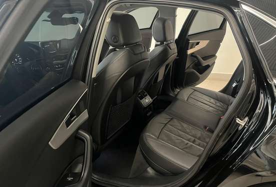AUDI-A4-2016