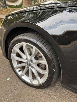 AUDI-A4-2019