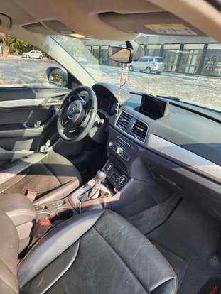 AUDI-Q3-2018