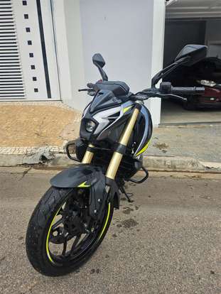 BAJAJ-DOMINAR NS400Z-2026