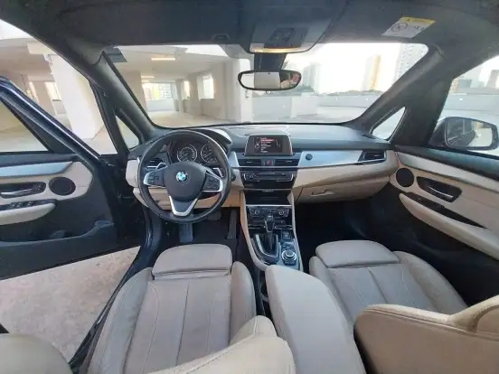 BMW-225i-2015