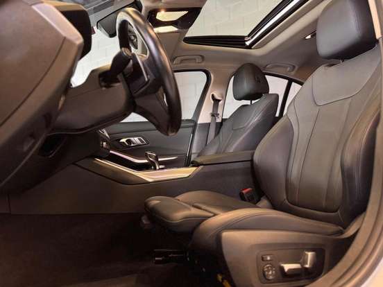 BMW-330i-2019