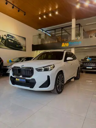 BMW iX1 ELÉTRICO eDRIVE20 X LINE BMW iX1 ELÉTRICO eDRIVE20 X LINE
